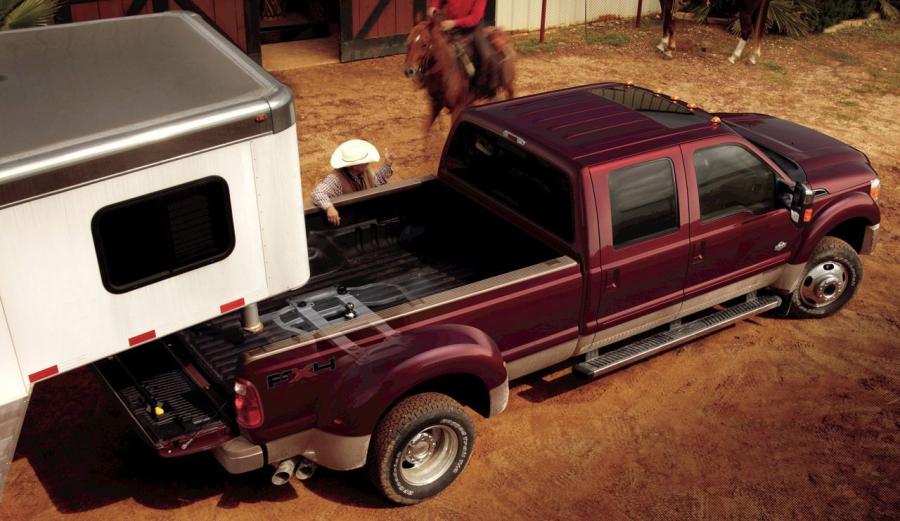  Ford F-350 Super Duty 2011 года  (фото 25 из 36)